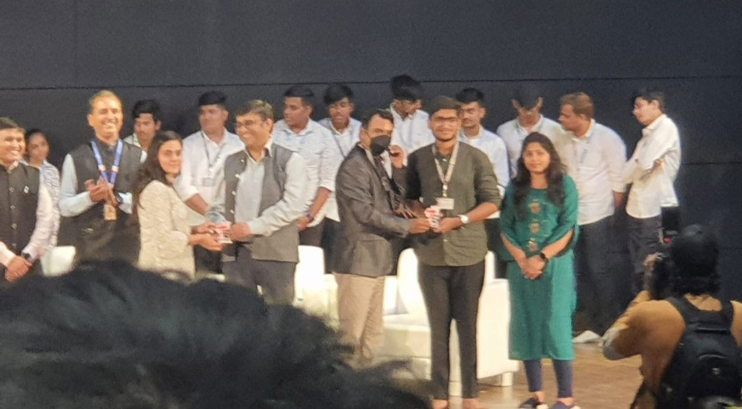 nikhil - Award ceremony tech expo